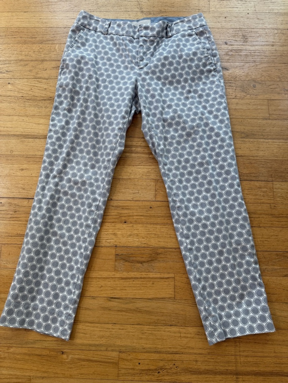 Banana Republic Gray Dot-Pattern Capris